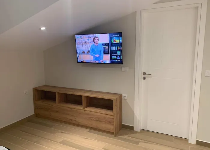 Moulinos Loft شقة