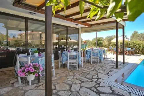 Moulinos Loft شقة *