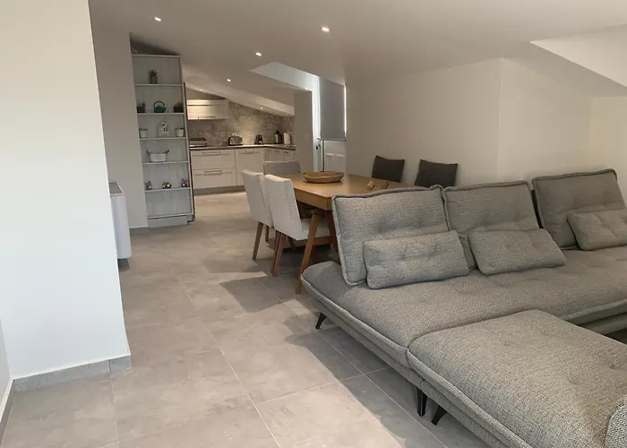 Moulinos Loft * سفوروناتا