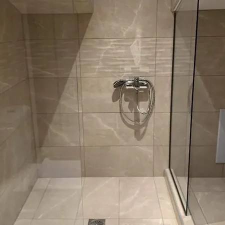 Moulinos Loft Lägenhet